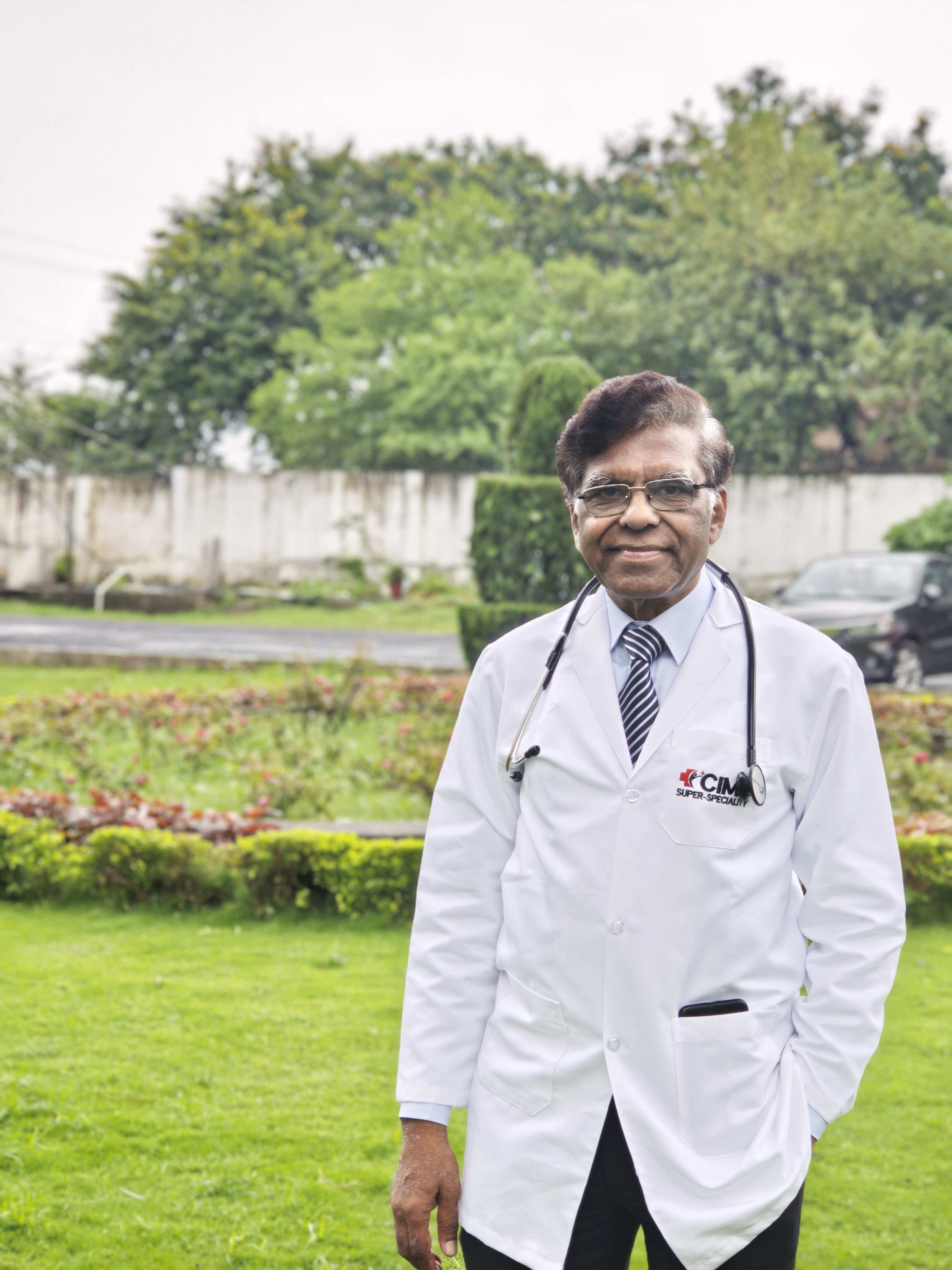 Dr. Vijay Kumar Gupta